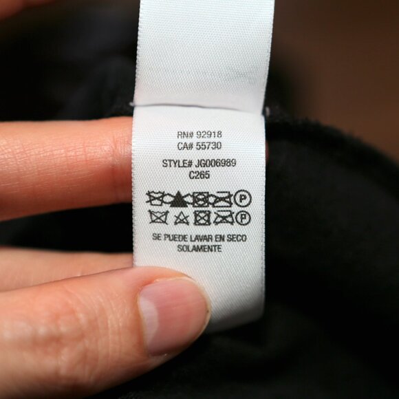 $128 JUICY COUTURE Black Paillette Sleeveless Tank Top Shirt Women's Large NEW - Picture 13 of 13